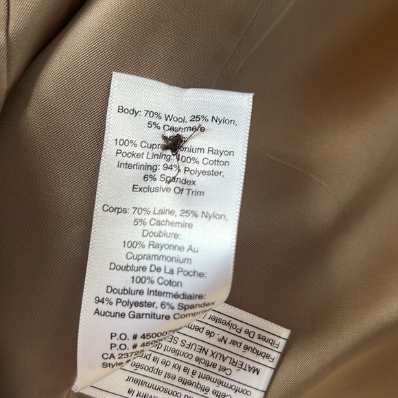 Aritzia wool coat - Picture 8 of 9